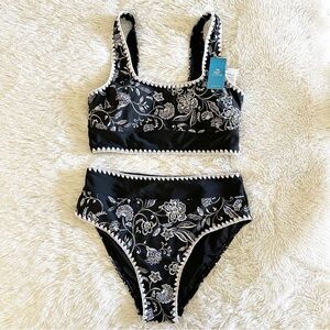 CUPSHE Black & White Floral High-Waist Bikini Set Size Medium